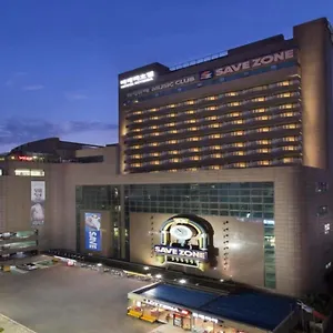 3* Hotel Libero